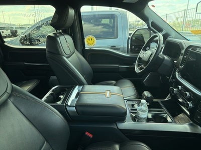 2022 Ford F-150 Platinum