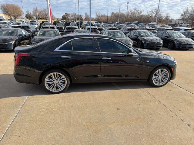 2023 Cadillac CT4 Premium Luxury