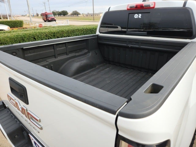 2022 GMC Canyon AT4 w/Cloth