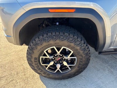 2024 GMC Canyon AT4X