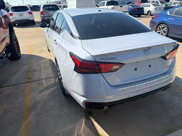 2023 Nissan Altima 2.0 SR
