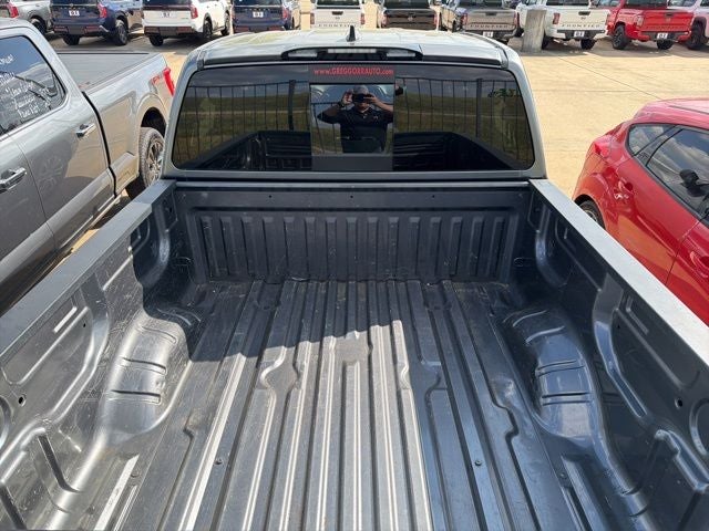 2023 Nissan Titan SV