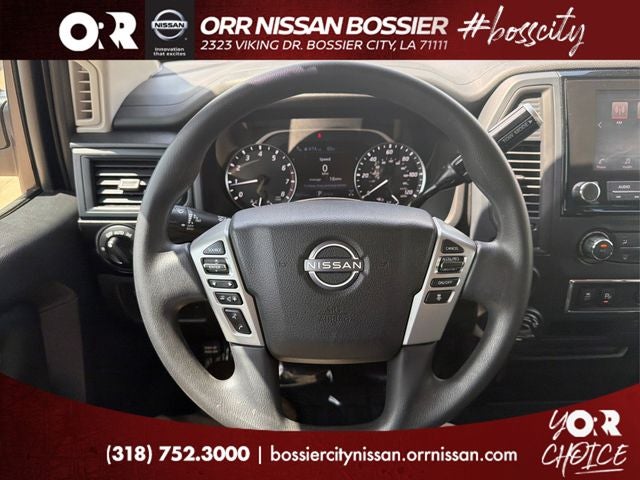 2023 Nissan Titan SV