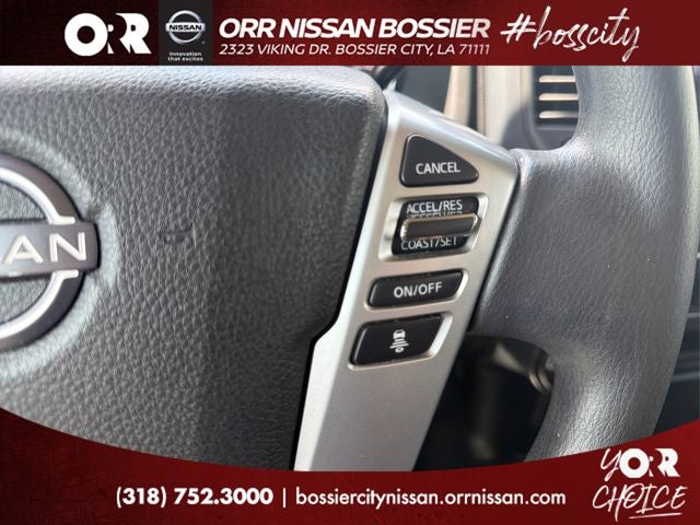 2023 Nissan Titan SV