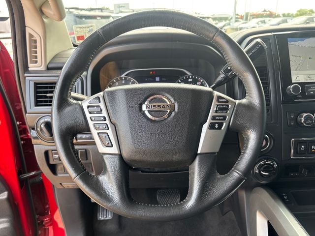 2022 Nissan Titan SV