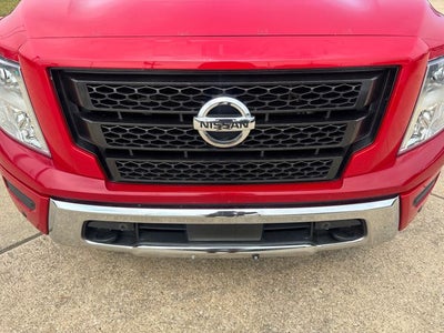 2022 Nissan Titan SV