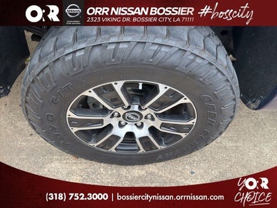 2023 Nissan Titan SV