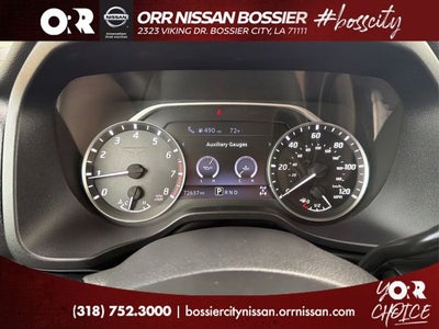 2023 Nissan Titan SV