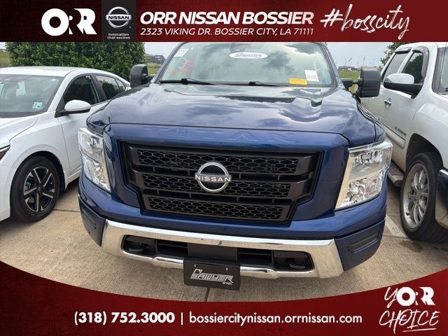 2023 Nissan Titan SV