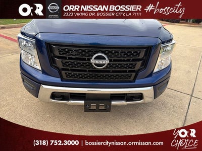 2023 Nissan Titan SV