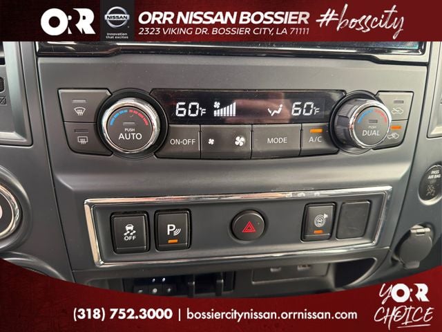 2023 Nissan Titan SV