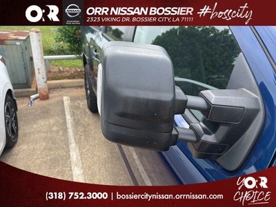 2023 Nissan Titan SV