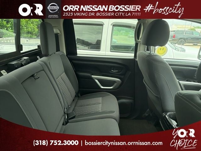 2023 Nissan Titan SV