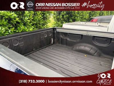 2023 Nissan Titan SV