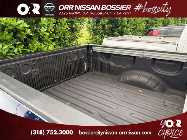 2023 Nissan Titan SV