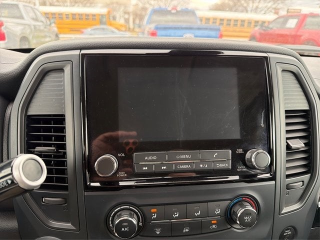 2023 Nissan Titan SV