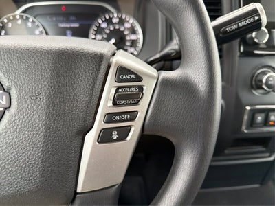 2023 Nissan Titan SV