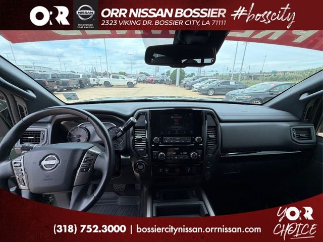 2024 Nissan Titan SV