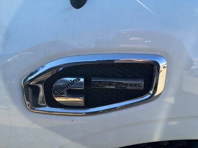 2016 Nissan Titan XD SL