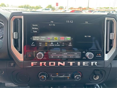 2025 Nissan Frontier SV