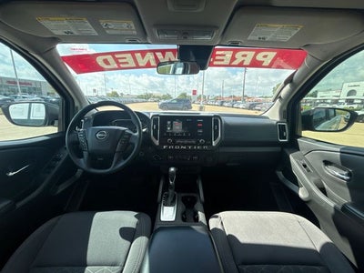 2025 Nissan Frontier SV