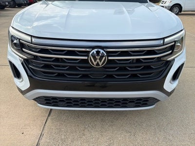 2024 Volkswagen Atlas 2.0T Peak Edition SE w/Technology