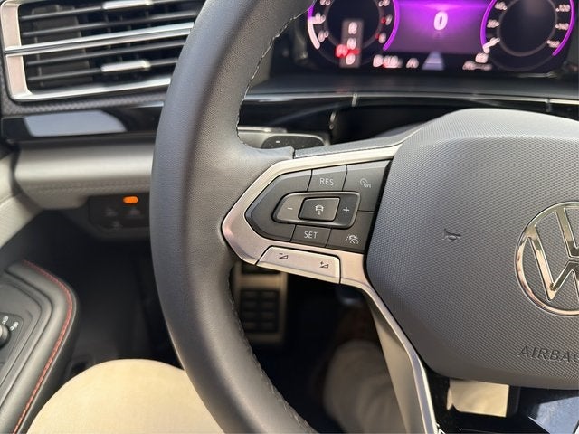 2024 Volkswagen Atlas 2.0T Peak Edition SE w/Technology