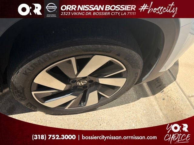 2024 Volkswagen Atlas Cross Sport 2.0T SE w/Technology