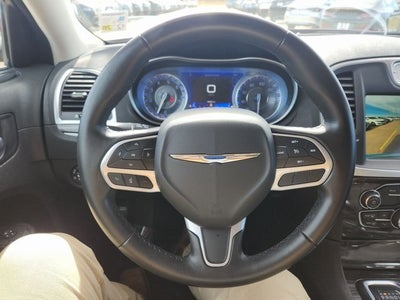 2022 Chrysler 300 Touring