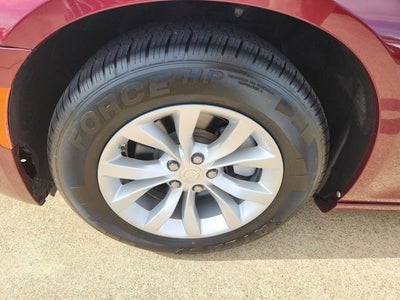 2022 Chrysler 300 Touring