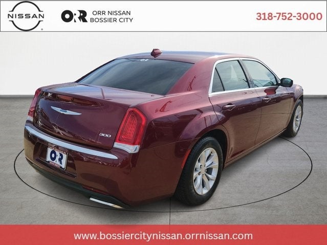 2022 Chrysler 300 Touring