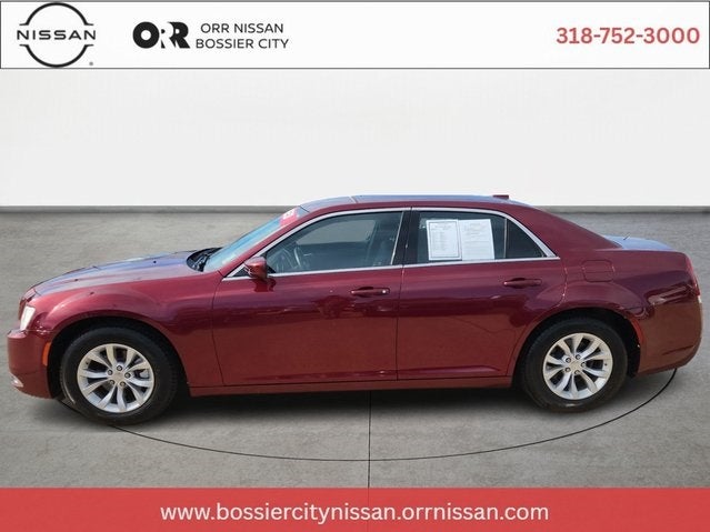 2022 Chrysler 300 Touring