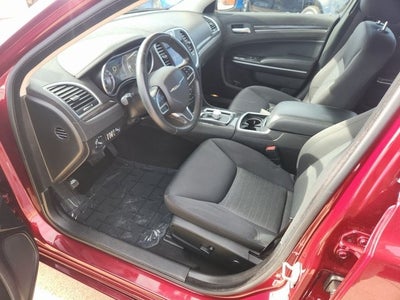 2022 Chrysler 300 Touring