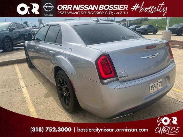 2017 Chrysler 300 S