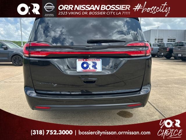 2021 Chrysler Pacifica Touring