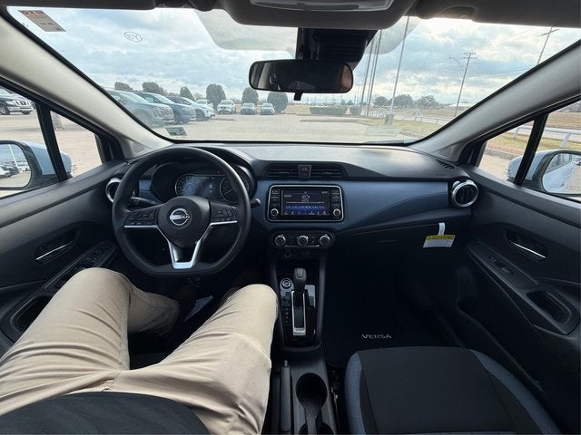 2025 Nissan Versa 1.6 SV