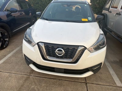 2020 Nissan Kicks SR