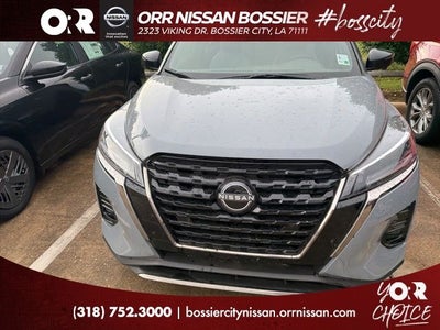 2023 Nissan Kicks SR