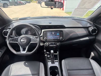 2023 Nissan Kicks SR