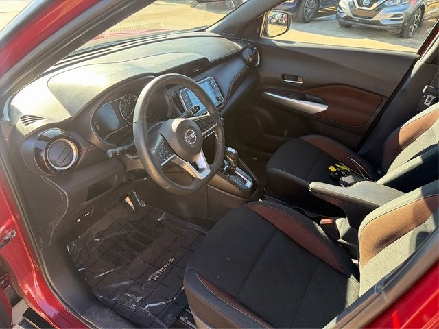 2020 Nissan Kicks SR