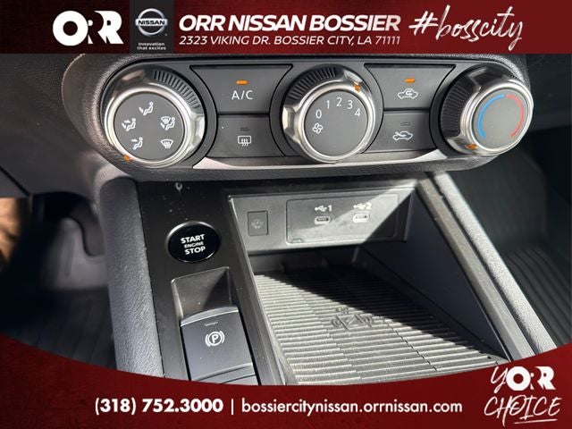 2025 Nissan Kicks SV