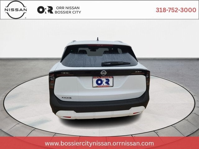 2026 Nissan Kicks SV