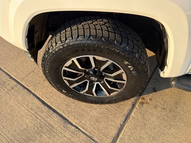 2020 Toyota Tacoma SR5 V6