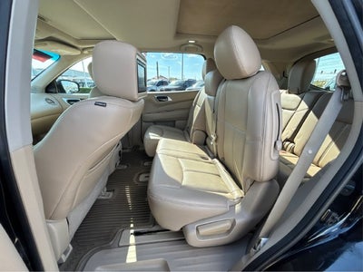 2015 Nissan Pathfinder Platinum