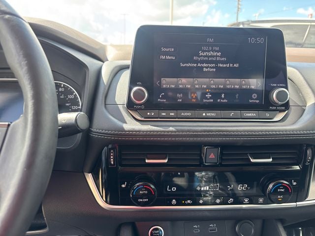2022 Nissan Rogue SV
