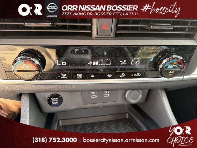 2026 Nissan Rogue SV