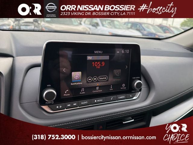 2026 Nissan Rogue SV