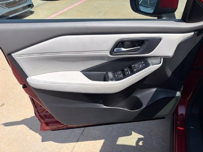 2026 Nissan Rogue SL