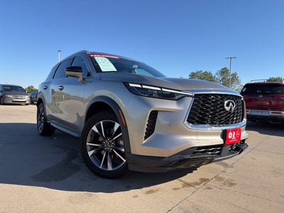 2023 INFINITI QX60 LUXE