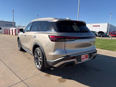 2023 INFINITI QX60 LUXE